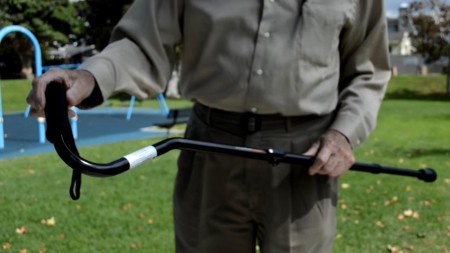 Offset Handle Folding Cane