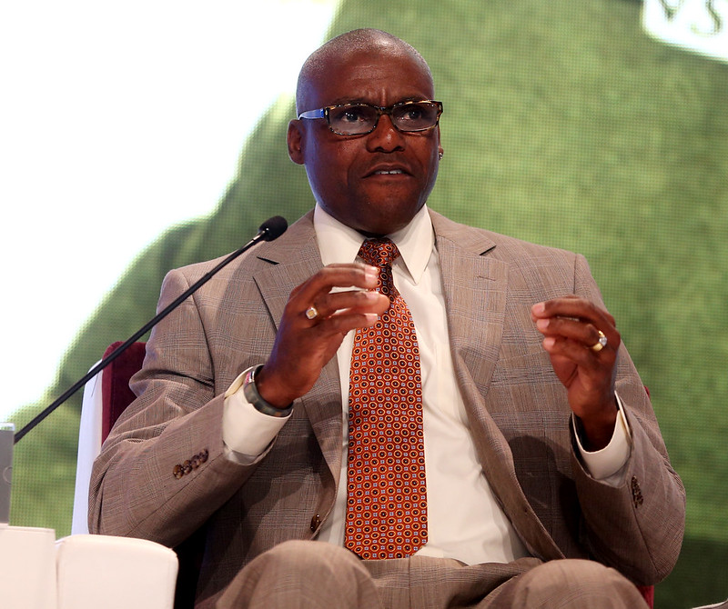 10 Famous Athletes, Footballers, Boxers, and Basketball Players with